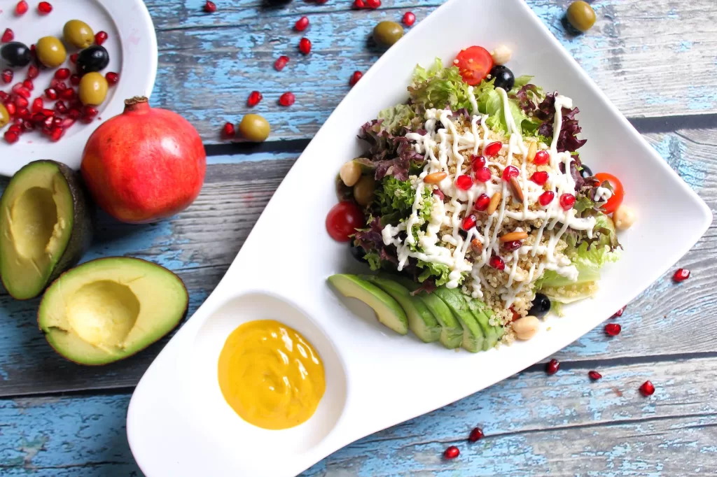 Tavuklu Quinoa Salatası Tarifi